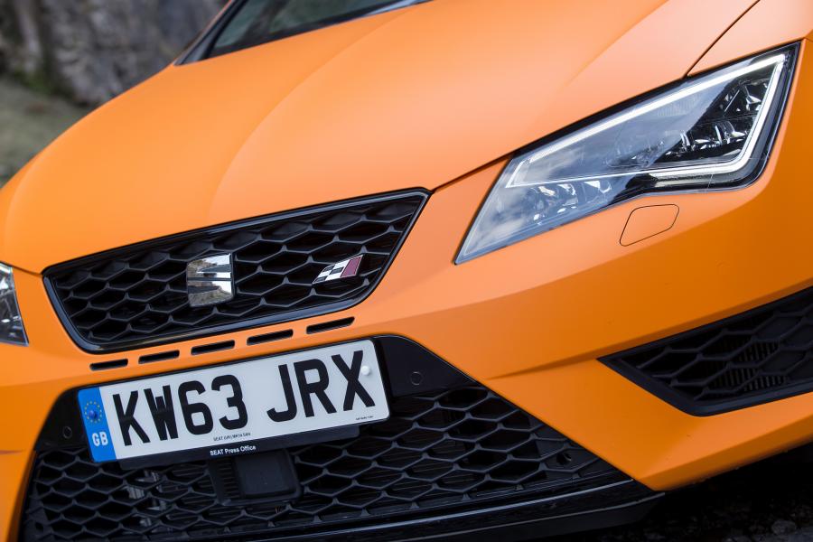  Seat Leon Cupra 2014 года  (UK) (фото 26 из 59)